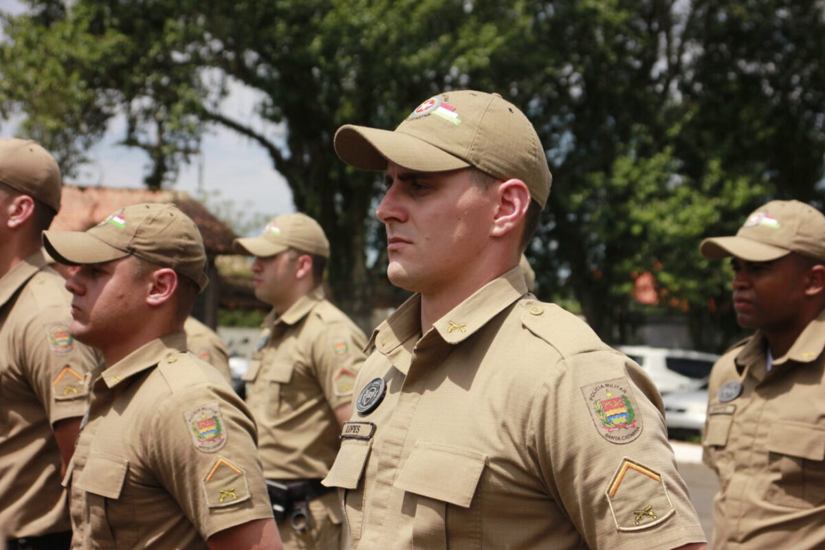Policiais Militares de Nova Veneza se formam em curso de radiopatrulhamento 9 Policiais Militares de Nova Veneza se formam em curso de radiopatrulhamento