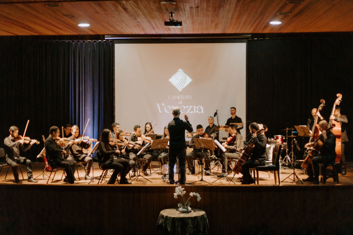 Camerata di Venezia Apresenta o Concerto "Rock Strings" em Nova Veneza com entrada gratuita 1 Camerata di Venezia Apresenta o Concerto "Rock Strings" em Nova Veneza com entrada gratuita