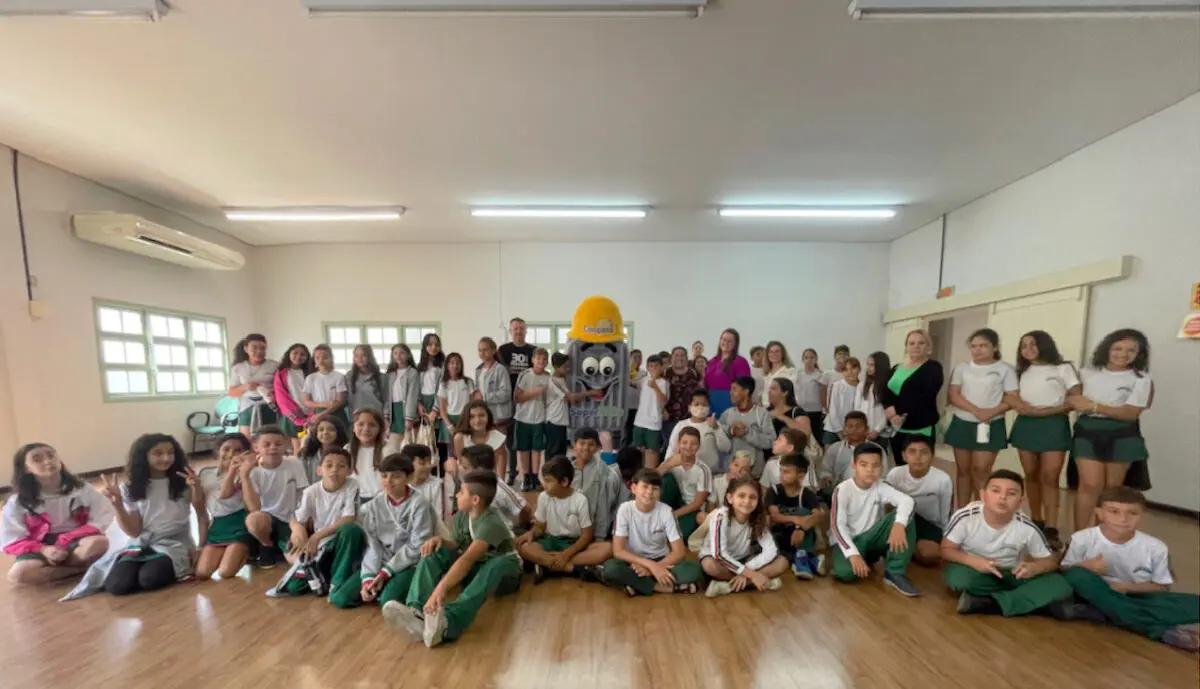 Coopera lança Programa de Eficiência Energética – PEE com palestra para alunos de Forquilhinha
