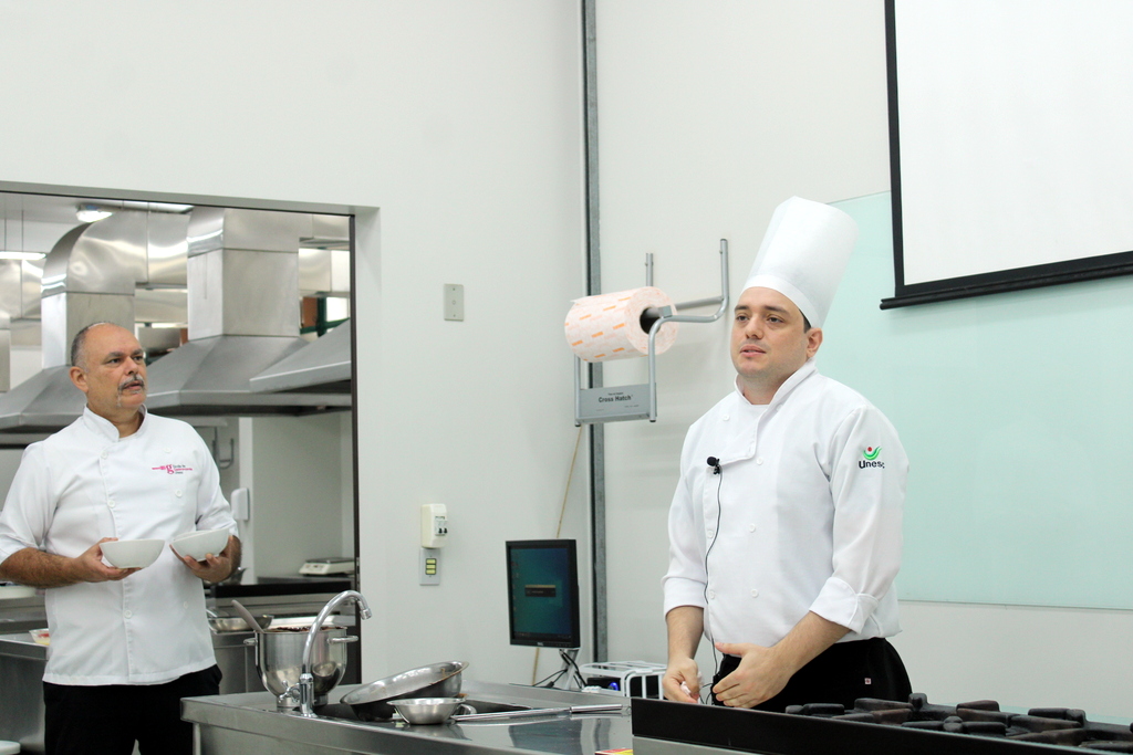 Unesc promove aula inaugural dos cursos de Gastronomia e Turismo com lançamento do concurso gastronômico "Chefs do Bairro" 3 Unesc promove aula inaugural dos cursos de Gastronomia e Turismo com lançamento do concurso gastronômico "Chefs do Bairro"