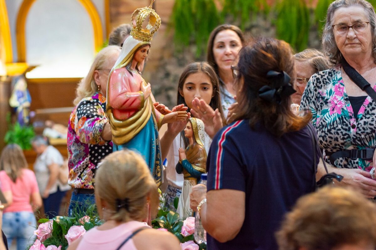 Santuário de Nossa Senhora de Caravaggio recebe milhares de devotos 15 Santuário de Nossa Senhora de Caravaggio recebe milhares de devotos