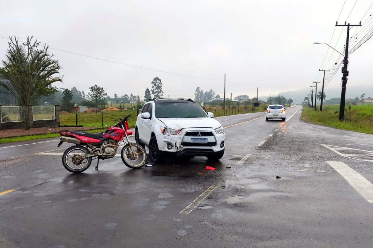 Acidente de trânsito no bairro Picadão