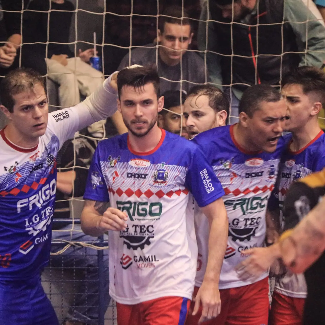 Nova Veneza Futsal inicia busca por vaga na final da LAC nesta sexta-feira