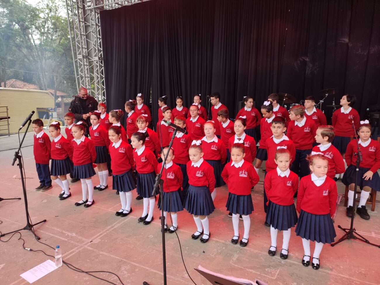 Coral Pequenos Peregrinos se apresenta na Festa do Vinho