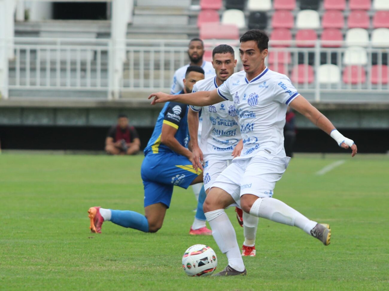 Caravaggio encerra participação na Série B do Campeonato Catarinense 2 Caravaggio encerra participação na Série B do Campeonato Catarinense