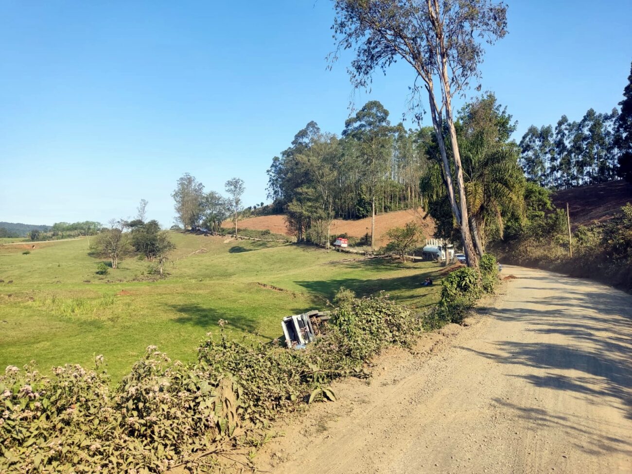 Motorista de caminhão perde a vida em acidente na Linha da Boit 4 Motorista de caminhão perde a vida em acidente na Linha da Boit