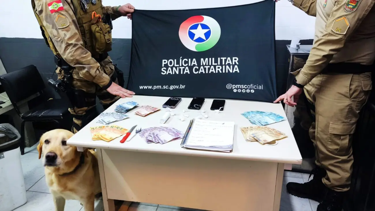 PM flagra comércio de cocaína em bar de Nova Veneza