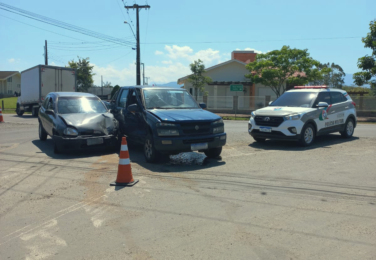 PM registra acidente de trânsito no acesso ao bairro Picadão em Nova Veneza 1 PM registra acidente de trânsito no acesso ao bairro Picadão em Nova Veneza