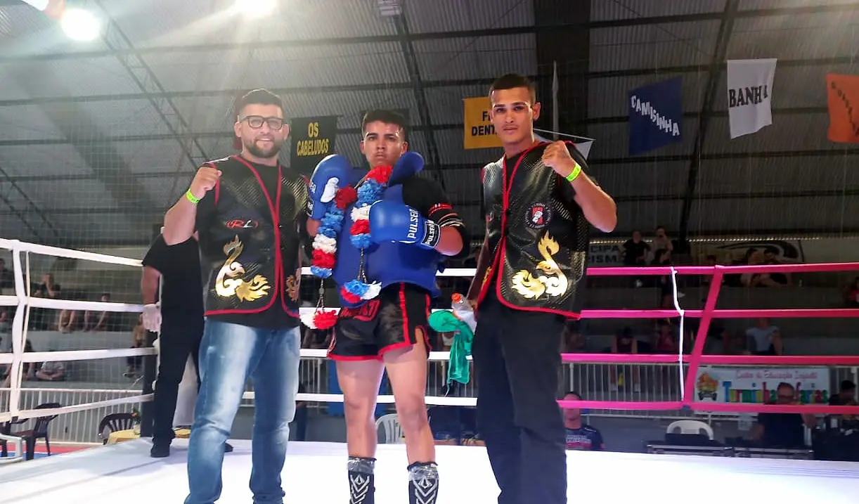 Atleta de Nova Veneza ganha medalha de ouro em Campeonato Sul-Americano WMO de Muaythai