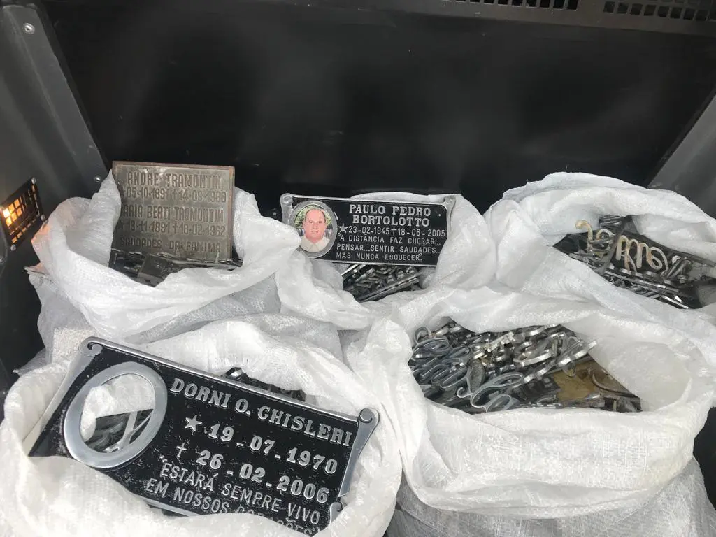 Polícia Militar frustra em Nova Veneza tentativa de furto de placas em cemitério