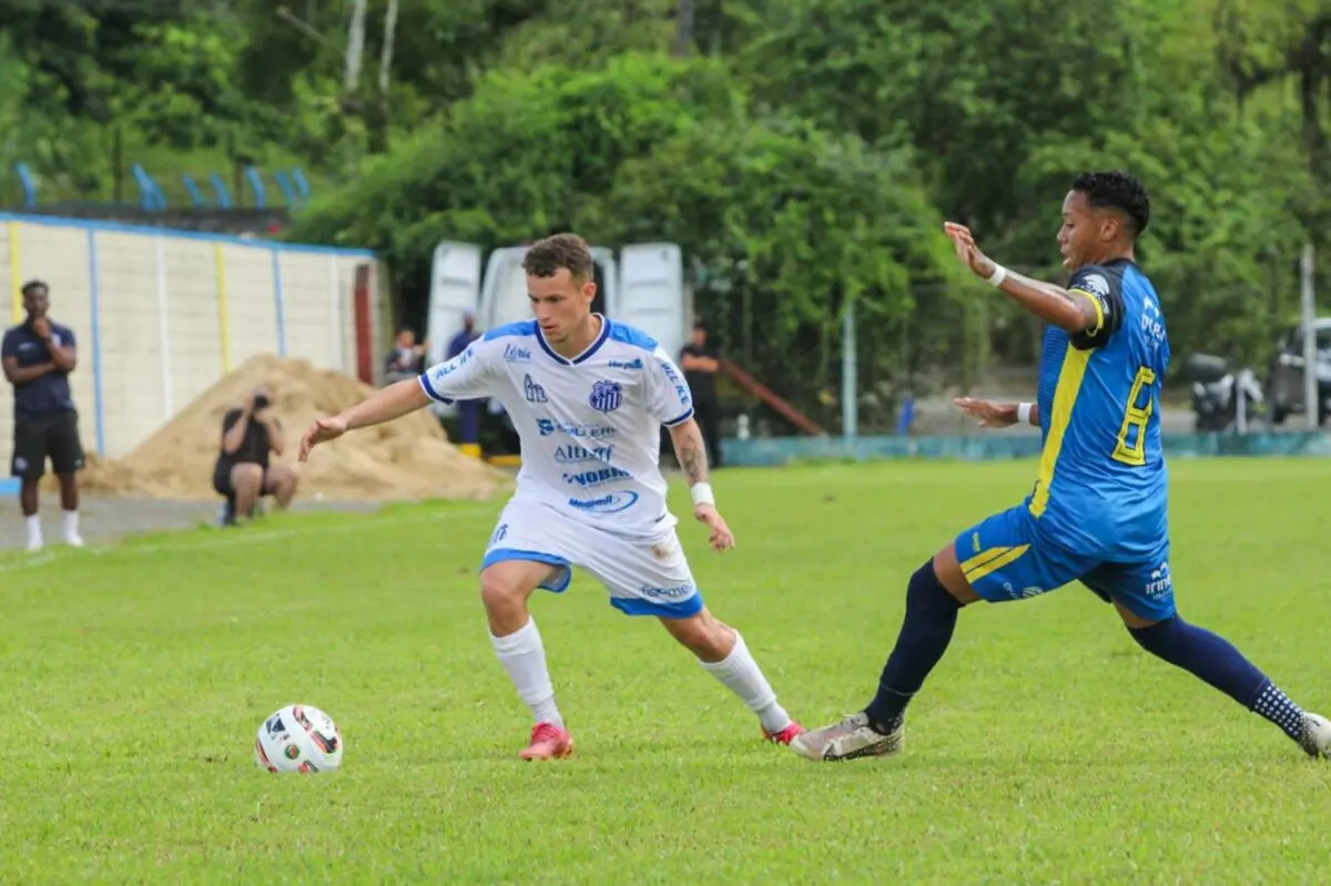 Caravaggio inicia o Catarinense Sub-20 com derrota