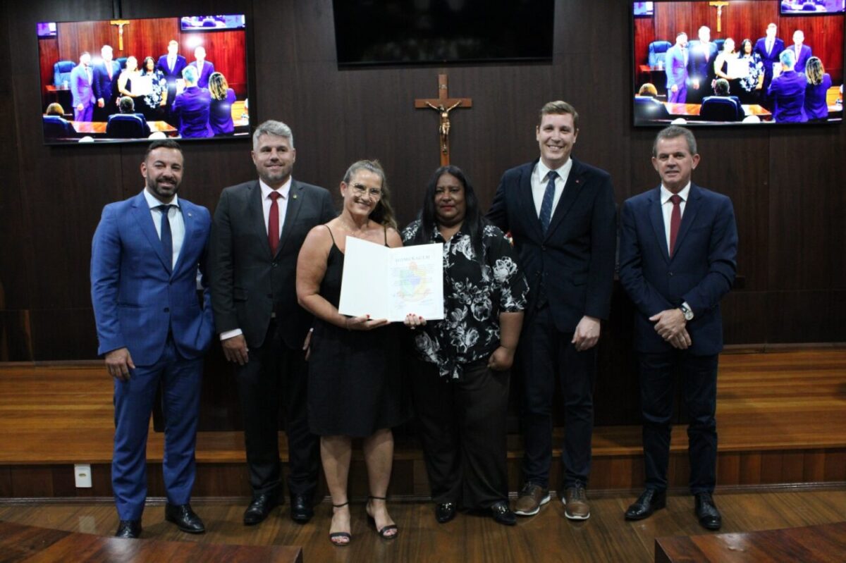 Sessão solene celebra os 20 anos da Associação "Circolo Vicentino di Nova Veneza e Regione" 11 Sessão solene celebra os 20 anos da Associação "Circolo Vicentino di Nova Veneza e Regione"