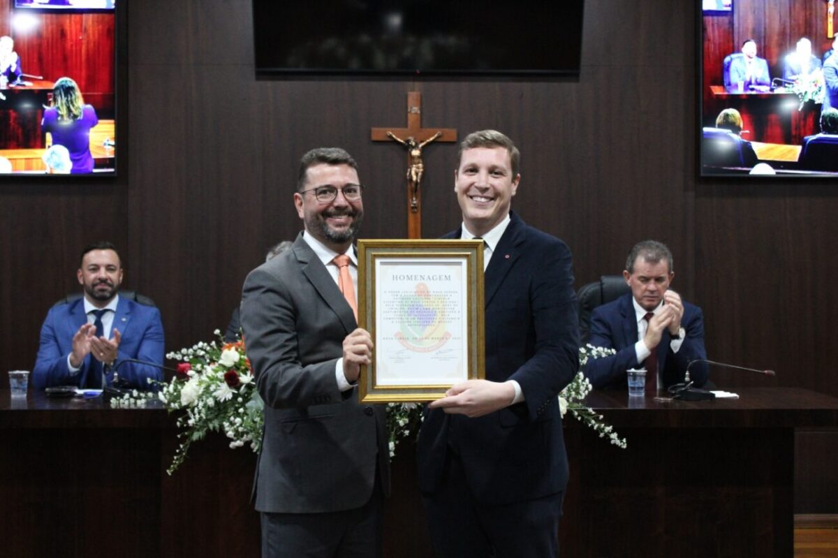 Sessão solene celebra os 20 anos da Associação "Circolo Vicentino di Nova Veneza e Regione" 6 Sessão solene celebra os 20 anos da Associação "Circolo Vicentino di Nova Veneza e Regione"