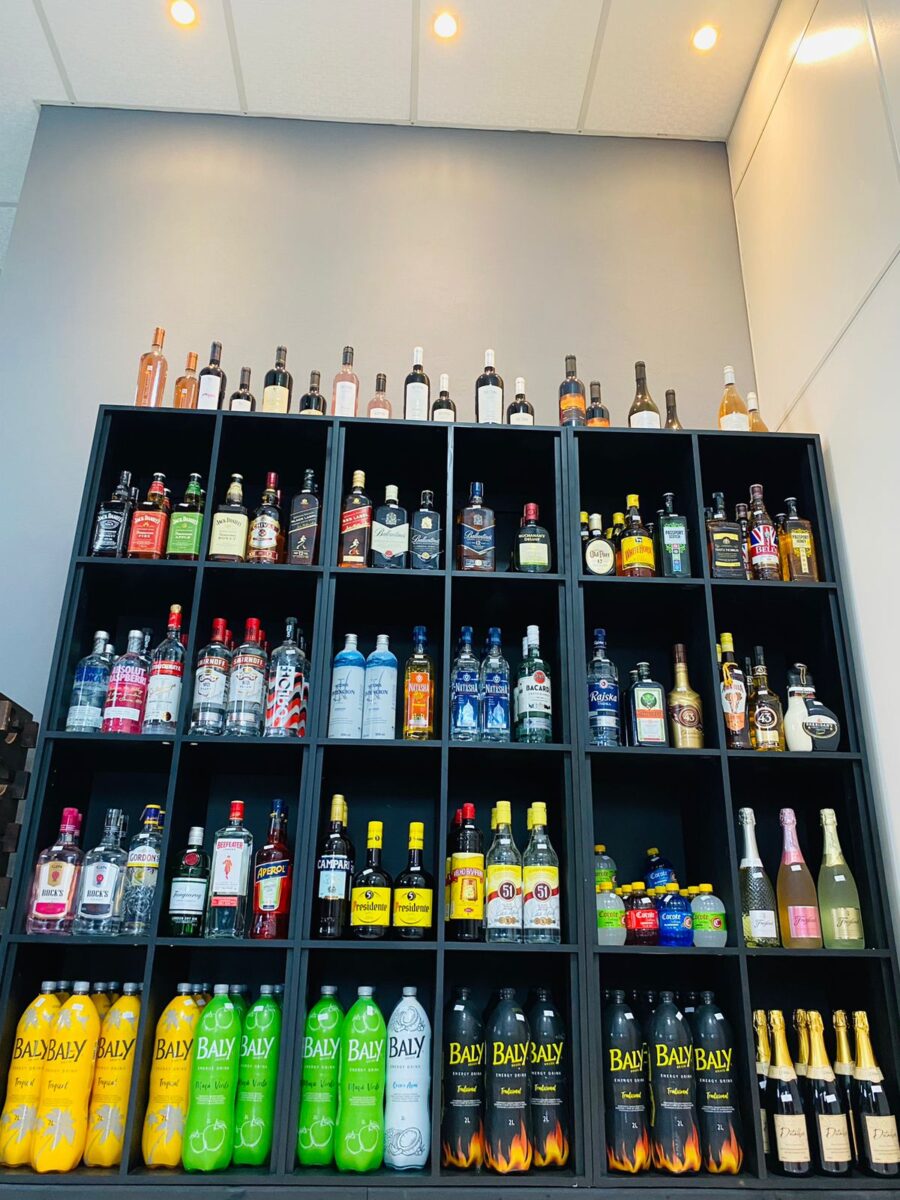 Nova Veneza se prepara para a inauguração do Terraço Empório de Bebidas 3 Nova Veneza se prepara para a inauguração do Terraço Empório de Bebidas