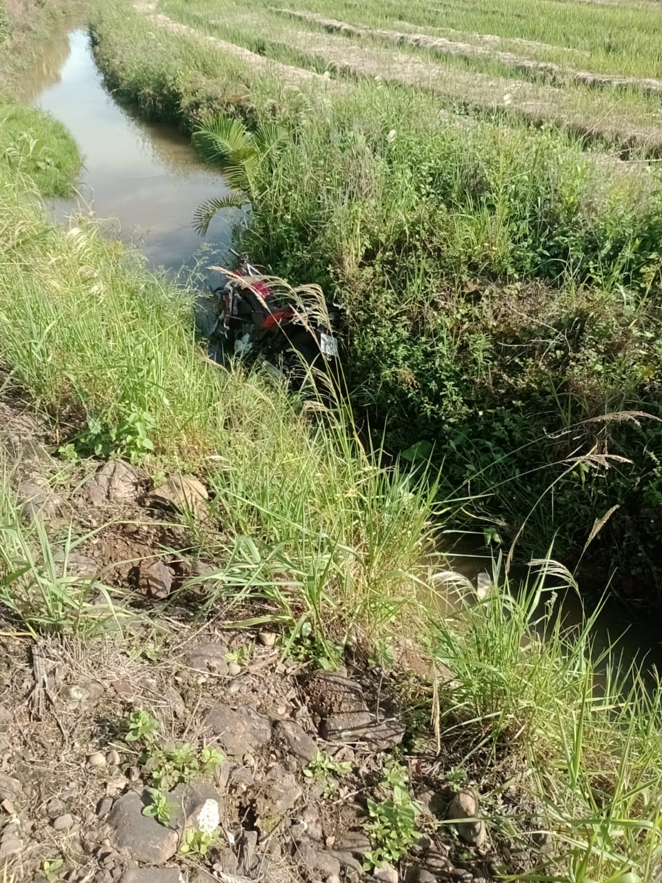 Acidente com motocicletas em Nova Veneza deixa um gravemente ferido e outro com lesões leves 2 Acidente com motocicletas em Nova Veneza deixa um gravemente ferido e outro com lesões leves