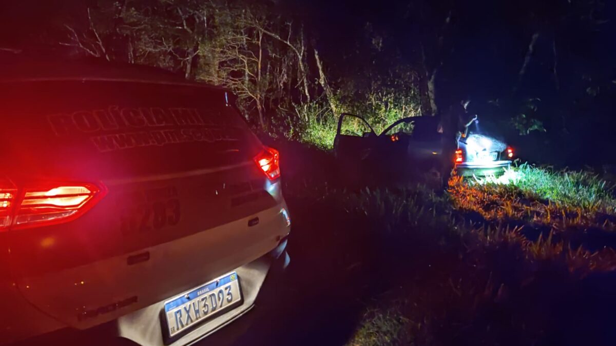 Veículo suspeito de ser utilizado na prática crimes é apreendido pela PM em Nova Veneza 1 Veículo suspeito de ser utilizado na prática crimes é apreendido pela PM em Nova Veneza