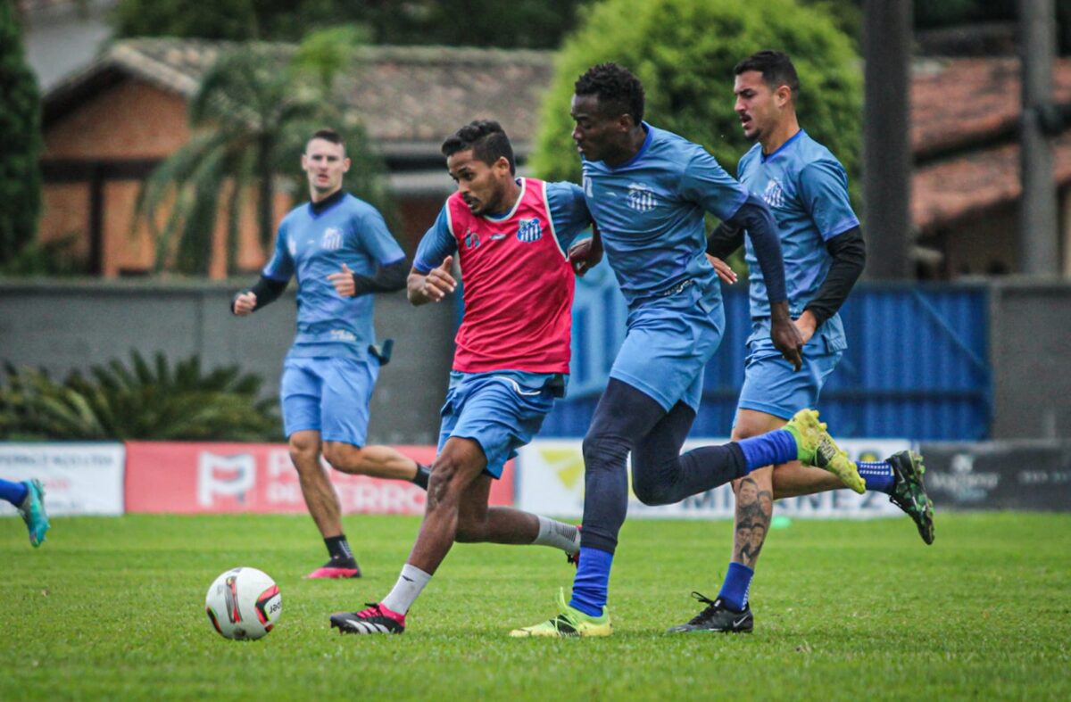 Caravaggio enfrenta o Inter em Lages 2 Caravaggio enfrenta o Inter em Lages