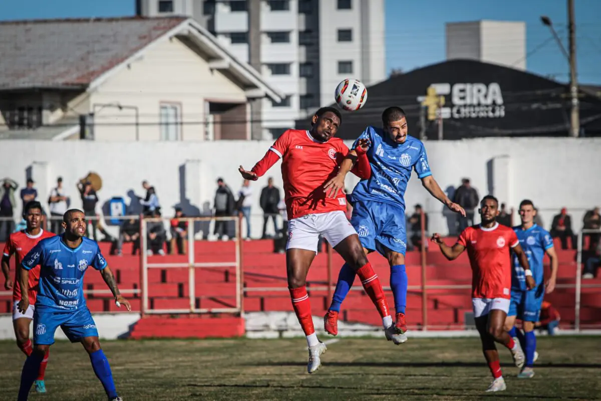 Caravaggio perde para o Inter de Lages