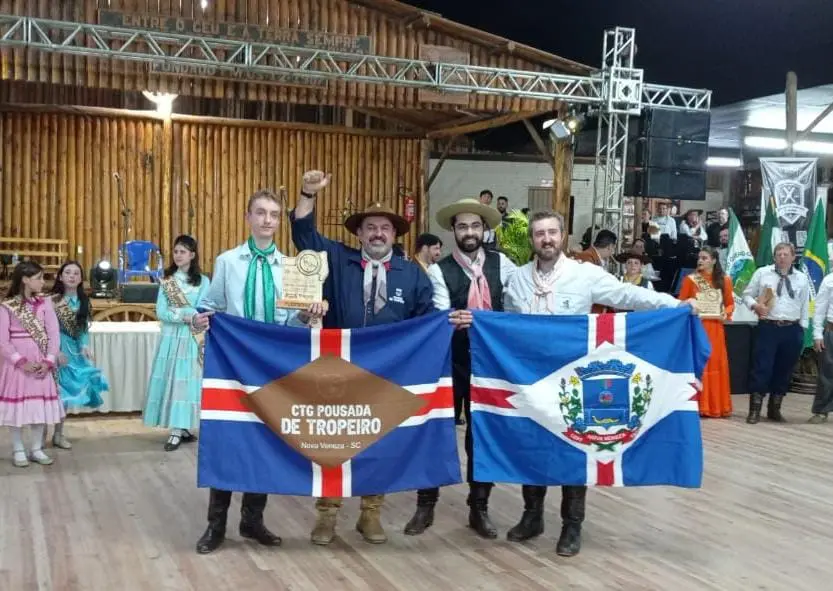 Gaiteiro de Nova Veneza conquista título juvenil no Festival Nacional da Cultura Gaúcha