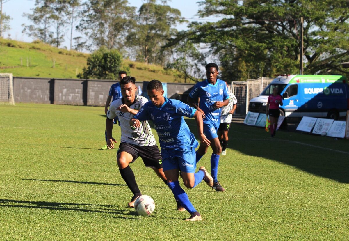 Caravaggio vence em estreia na Copa SC Sub-21 2 Caravaggio vence em estreia na Copa SC Sub-21