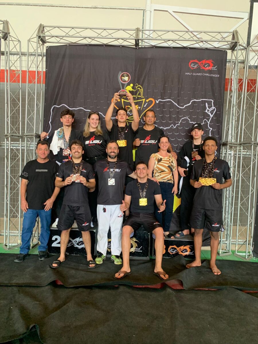 Equipe Milioli Jiu-jitsu conquista Primeiro Lugar Geral na Copa Amesc 2 Equipe Milioli Jiu-jitsu conquista Primeiro Lugar Geral na Copa Amesc