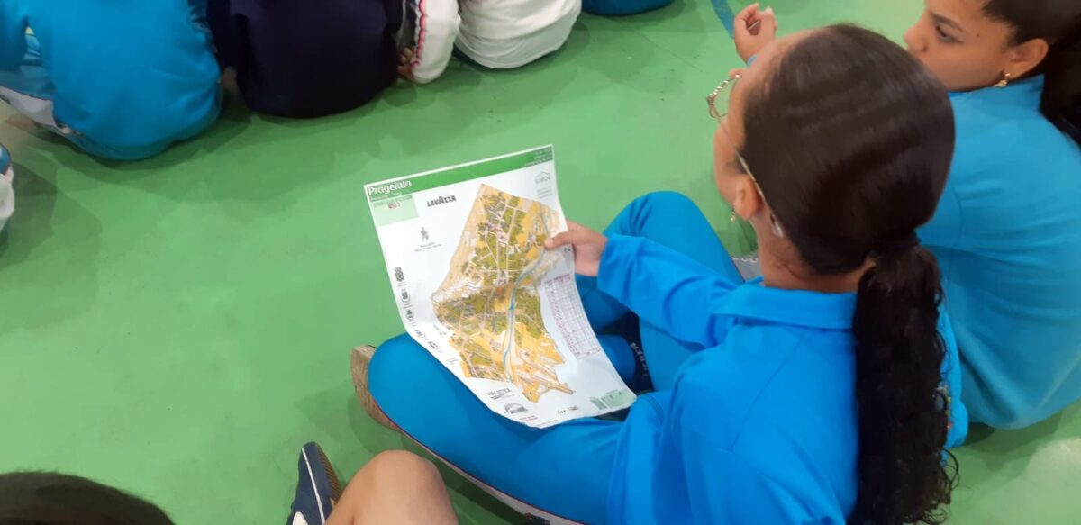 COrESC introduz esporte de orientação em Escola de Nova Veneza 1 COrESC introduz esporte de orientação em Escola de Nova Veneza
