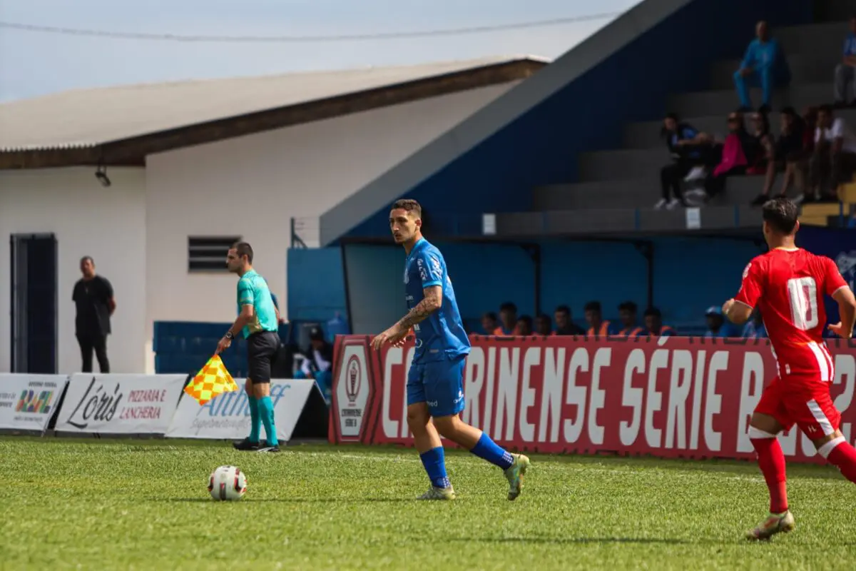 Caravaggio empata com o Hercílio Luz no Estádio da Montanha