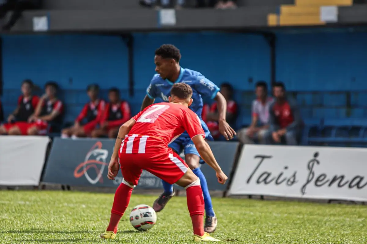 Caravaggio empata com o Hercílio Luz no Estádio da Montanha