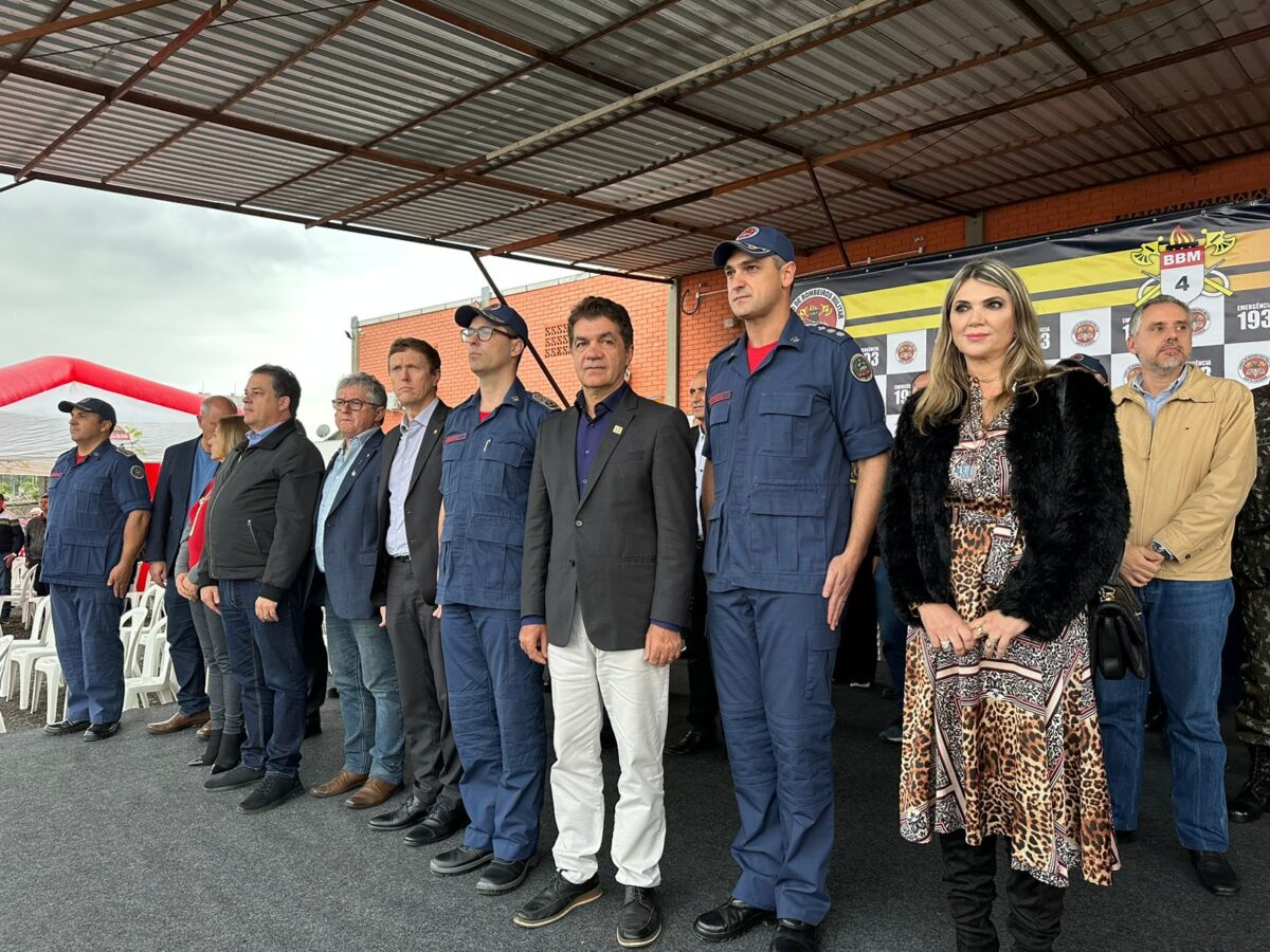 Equipamento tem alcance de 55 metros e capacidade de 300 quilos 3 Equipamento tem alcance de 55 metros e capacidade de 300 quilos