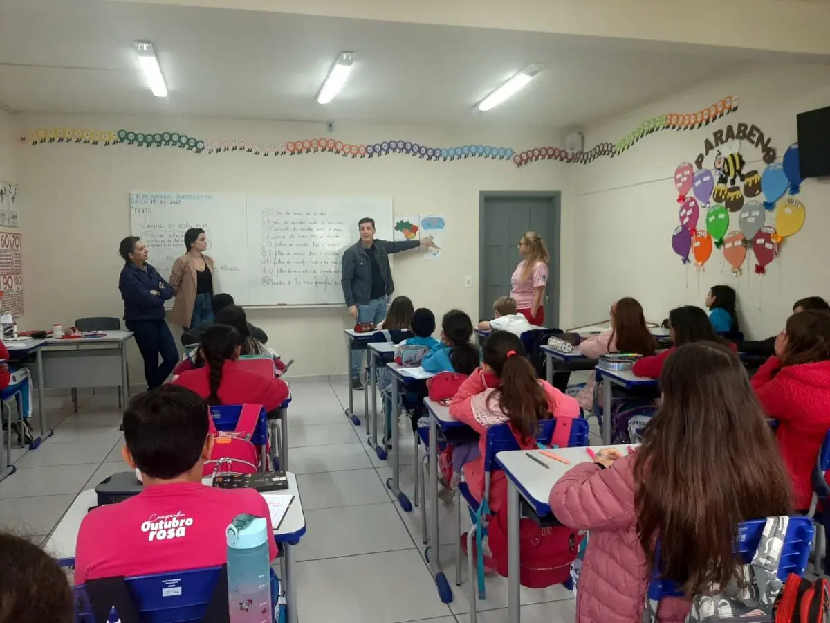 Aroldo Frigo Junior comemora a chegada da Semana da Língua Italiana às escolas municipais de Nova Veneza