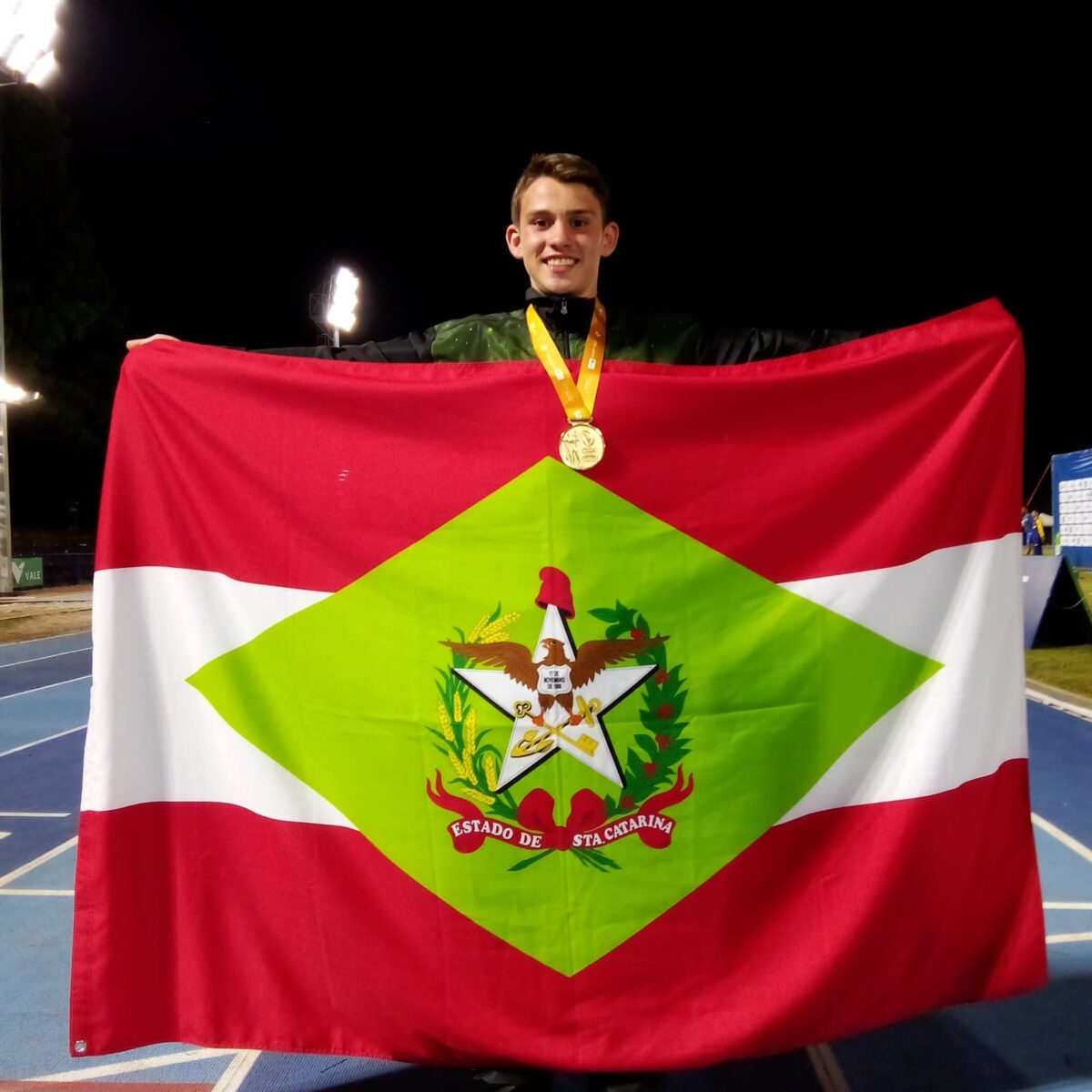 Atleta de Nova Veneza conquista medalha de ouro em competição nacional 1 Atleta de Nova Veneza conquista medalha de ouro em competição nacional
