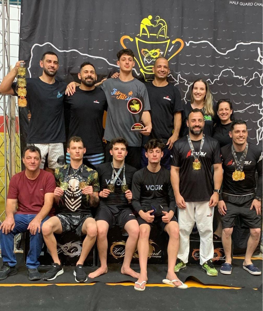 Equipe Milioli Jiu-jítsu brilha na Copa Amesc e conquista o primeiro lugar geral 3 Equipe Milioli Jiu-jítsu brilha na Copa Amesc e conquista o primeiro lugar geral