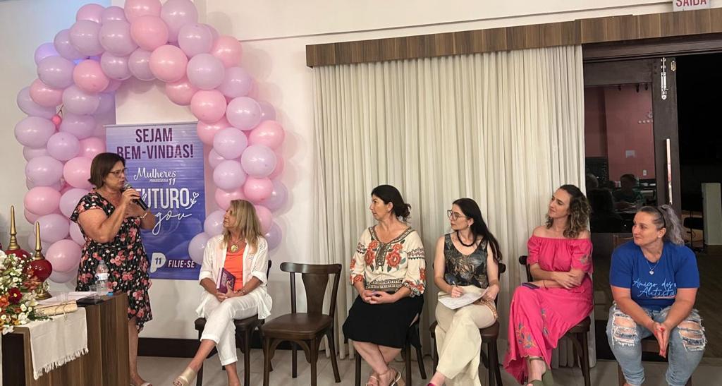 Mulheres Progressistas se reúnem em Nova Veneza para celebrar participação feminina na política 3 Mulheres Progressistas se reúnem em Nova Veneza para celebrar participação feminina na política