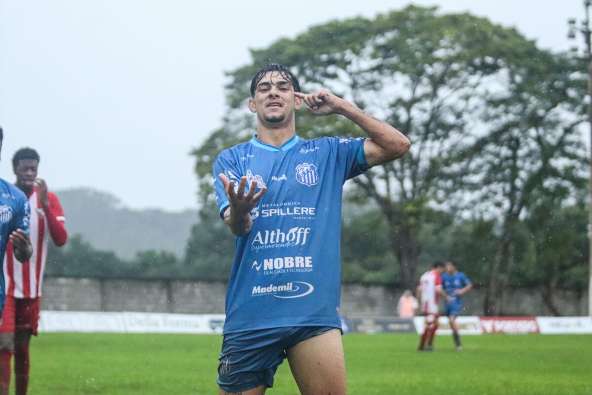 Caravaggio encerra primeira fase do Catarinense Sub-21 B com goleada e na liderança 5 Caravaggio encerra primeira fase do Catarinense Sub-21 B com goleada e na liderança
