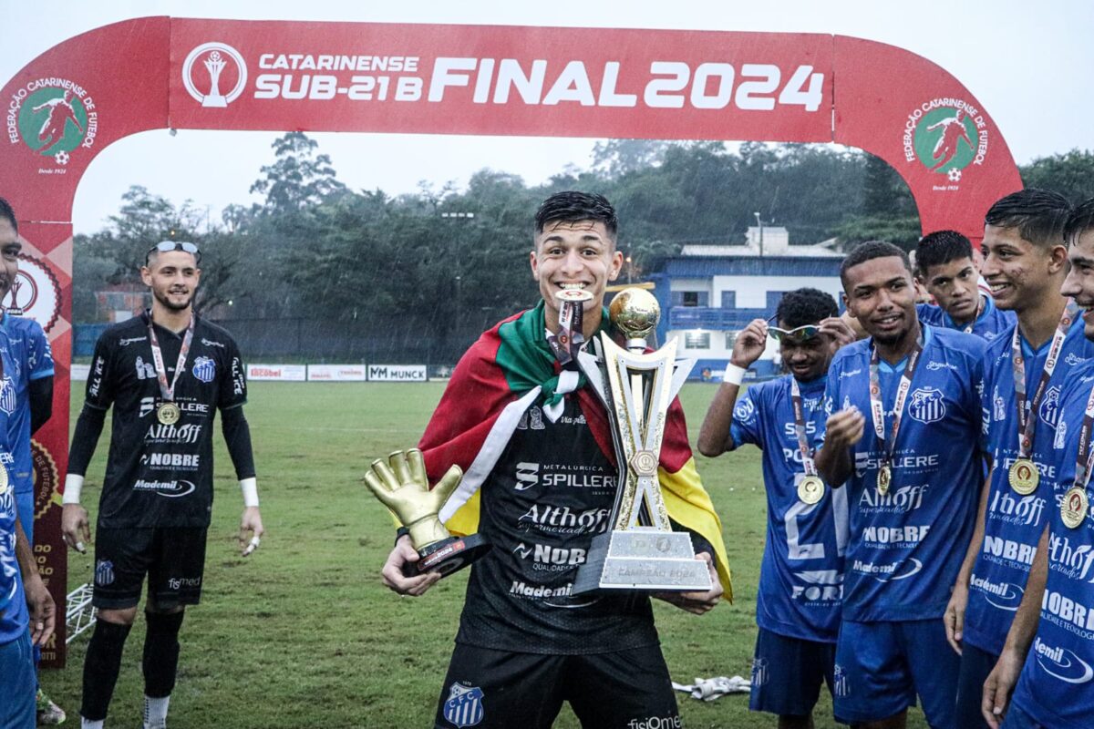 Caravaggio conquista o Campeonato Catarinense Sub-21 B 4 Caravaggio conquista o Campeonato Catarinense Sub-21 B