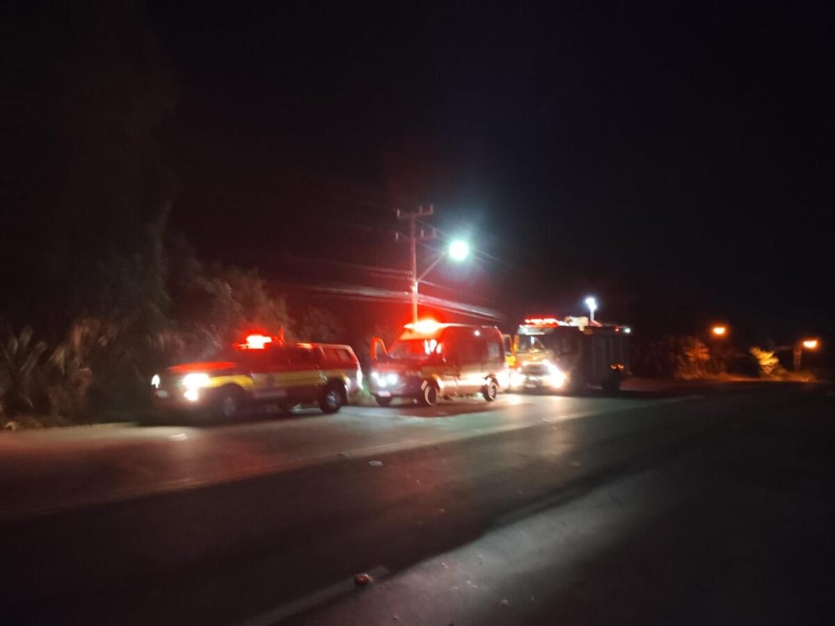 Corpo de Bombeiros é acionado após acidente de trânsito no Morro do Caravaggio 1 Corpo de Bombeiros é acionado após acidente de trânsito no Morro do Caravaggio