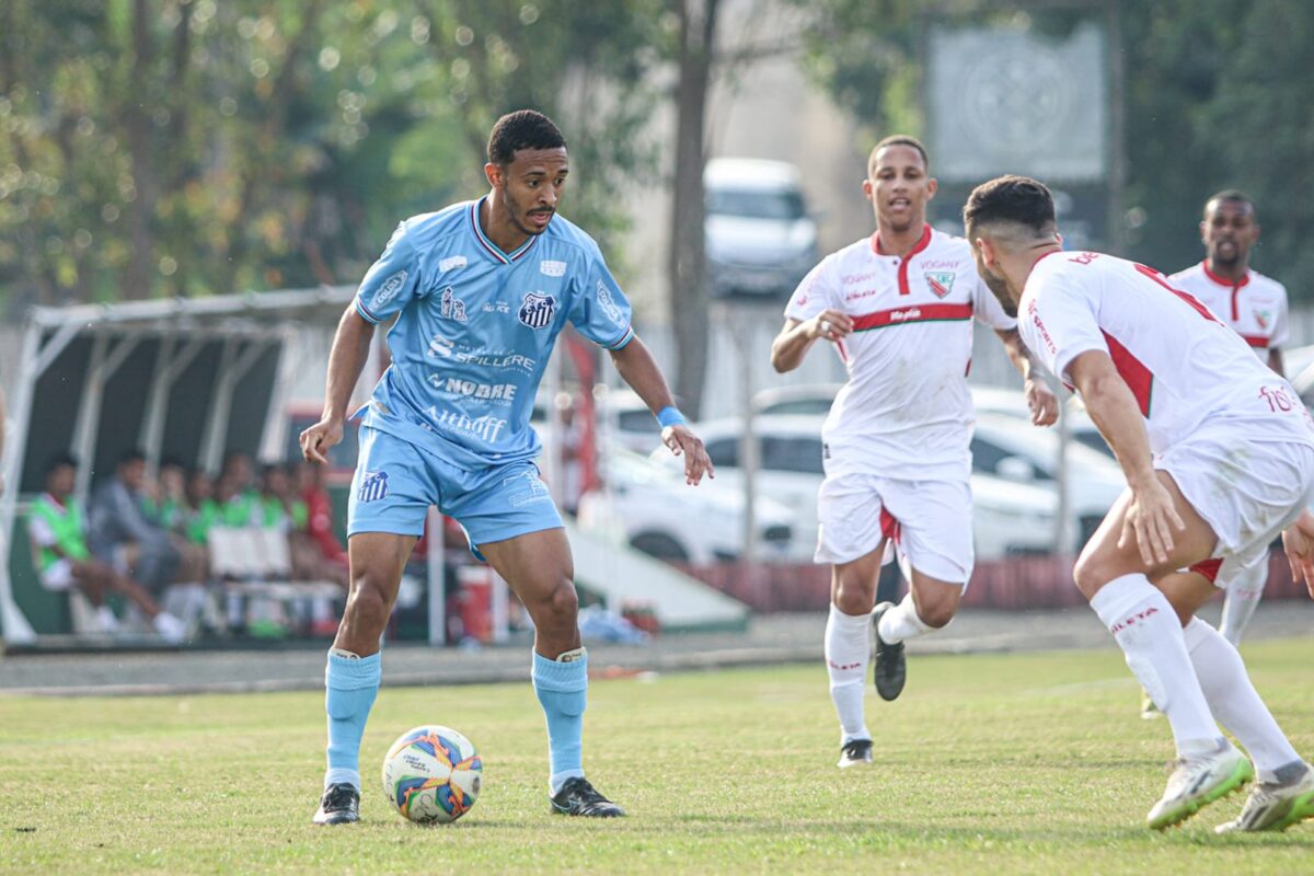 Caravaggio vence o Atlético Catarinense fora de casa 7 Caravaggio vence o Atlético Catarinense fora de casa