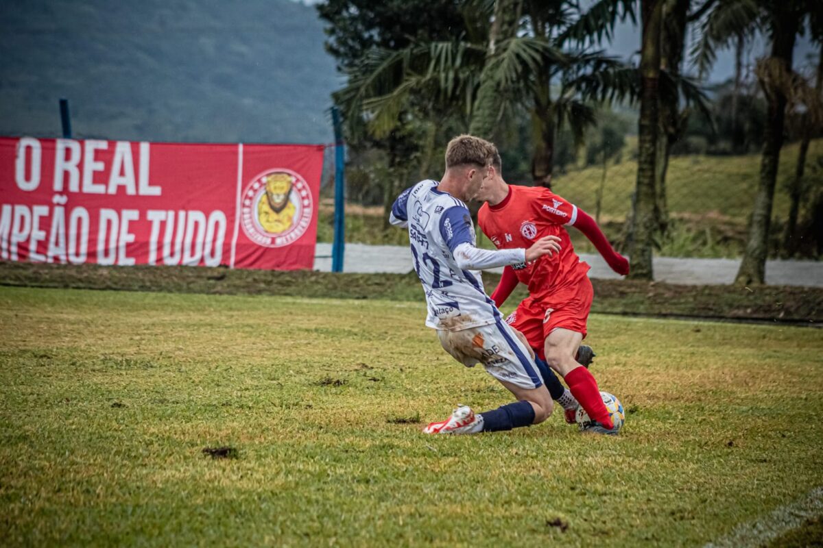 O primeiro confronto entre São Bento Alto e Metropolitano terminou em empate 1 O primeiro confronto entre São Bento Alto e Metropolitano terminou em empate