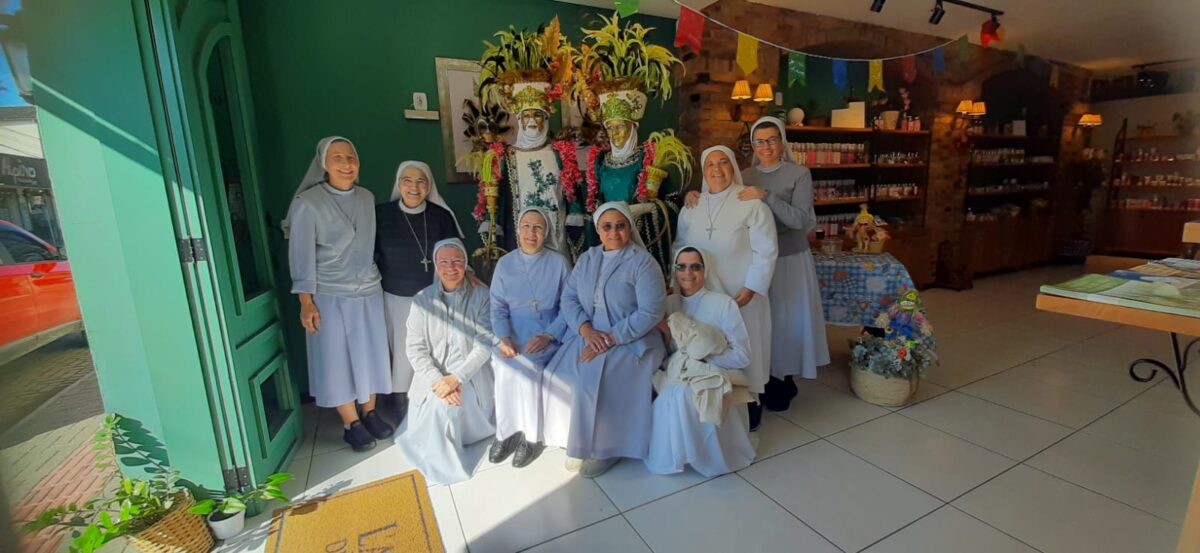 Congregação das Irmãs Beneditinas da Divina Providência Celebra 175 Anos de Fundação e XXVI Capítulo Geral em Nova Veneza 17 Congregação das Irmãs Beneditinas da Divina Providência Celebra 175 Anos de Fundação e XXVI Capítulo Geral em Nova Veneza