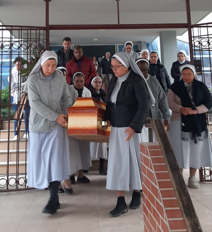 Nota de falecimento: Irmã Giulia Siboni, aos 95 anos 1 Nota de falecimento: Irmã Giulia Siboni, aos 95 anos