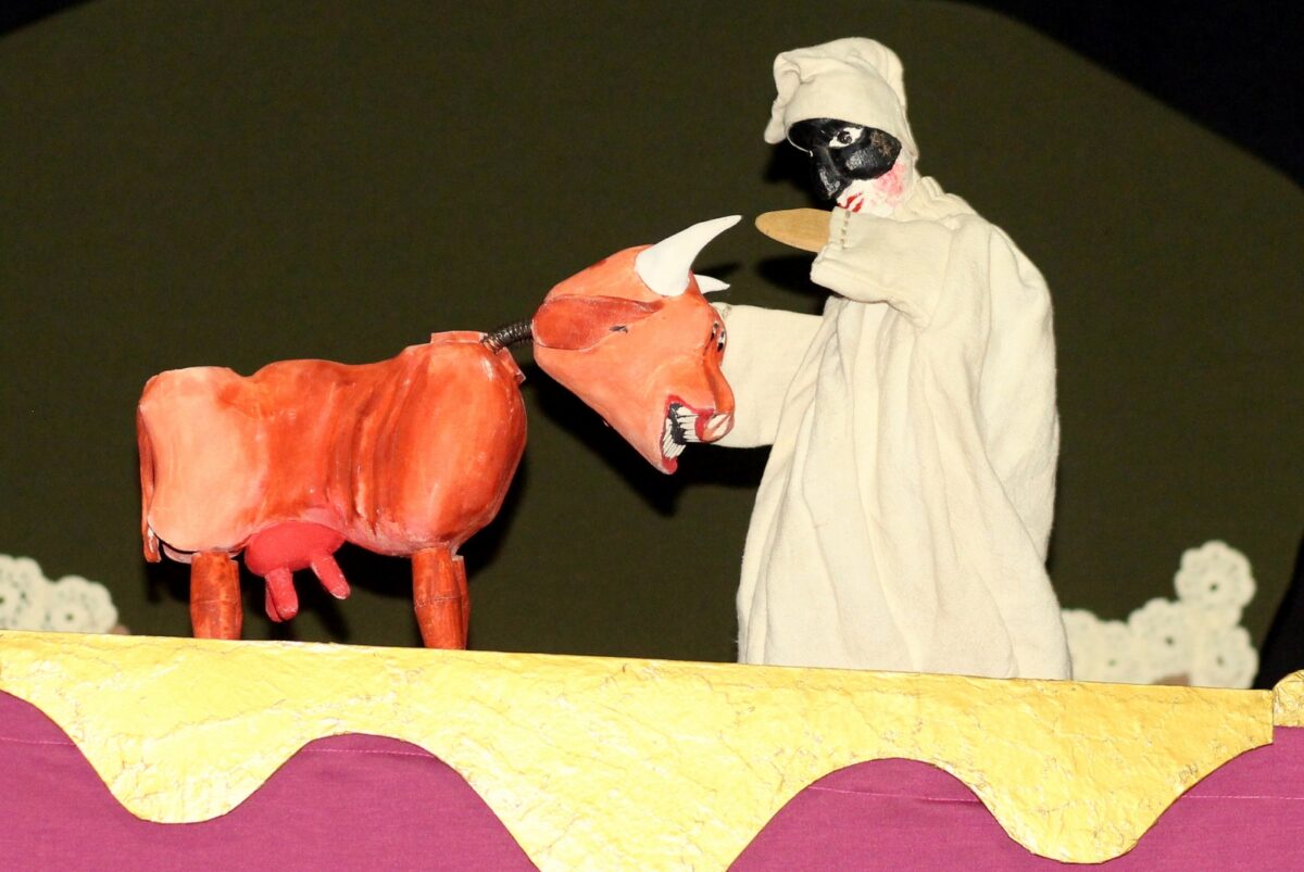 Nova Veneza recebe "Pulcinella e o Monstro" na sexta-feira e no sábado 2 Nova Veneza recebe "Pulcinella e o Monstro" na sexta-feira e no sábado