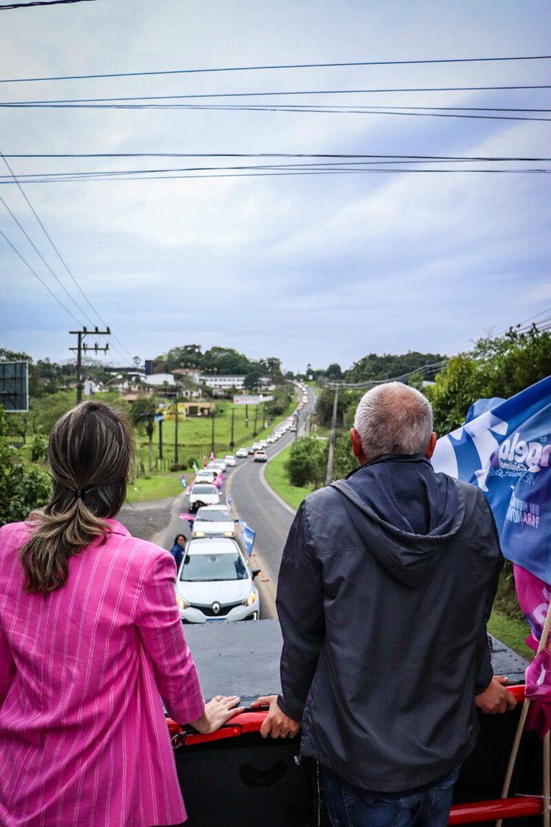 Caminhada marca campanha da candidata a prefeita Ângela Ghislandi e vice Edesio Spilere em Nova Veneza 3 Caminhada marca campanha da candidata a prefeita Ângela Ghislandi e vice Edesio Spilere em Nova Veneza