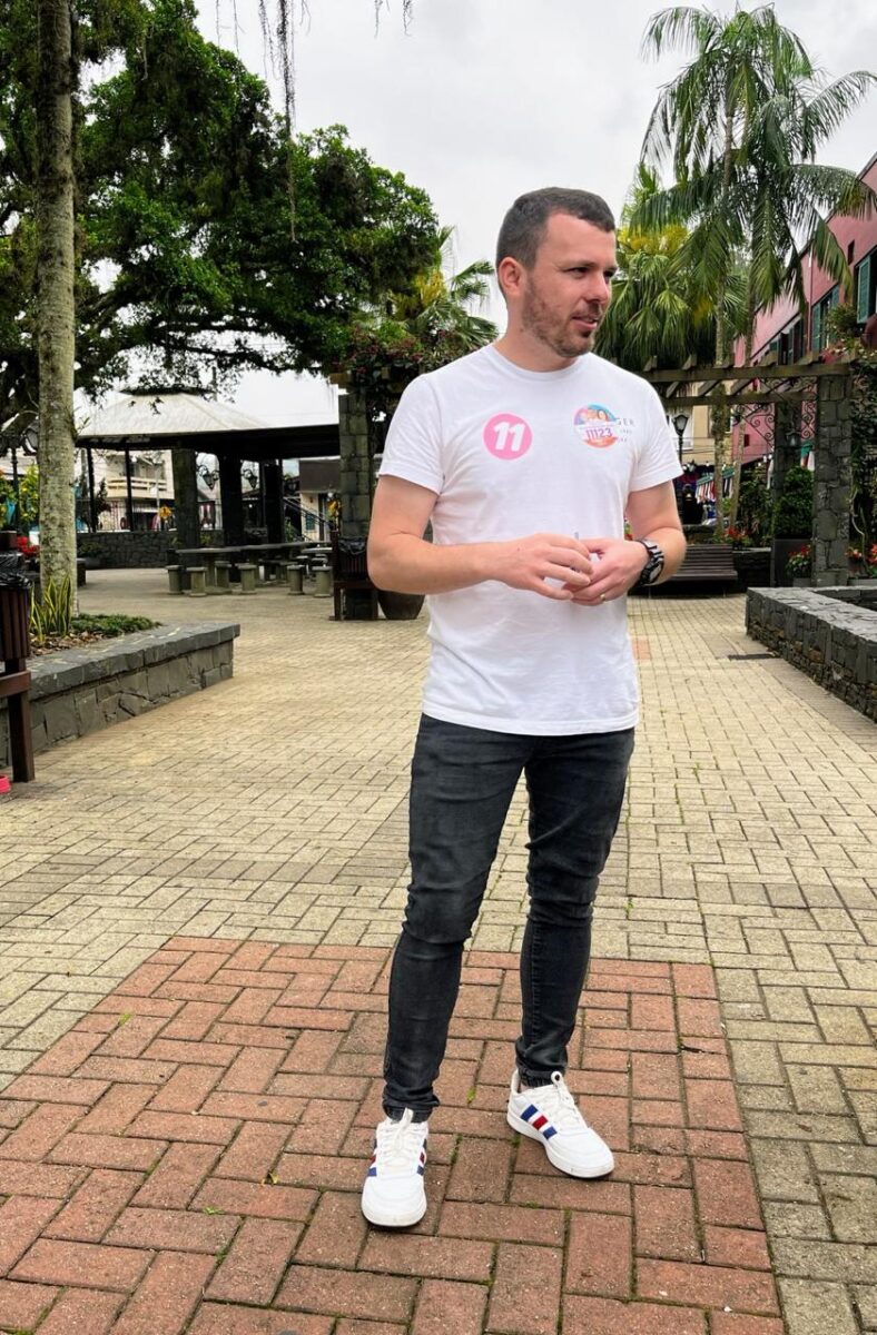 Douglas Baldessar defende renovação política com apoio de jovens eleitores 4 Douglas Baldessar defende renovação política com apoio de jovens eleitores